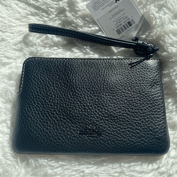 Disney X Coach Corner Zip Wristlet With Wink Mickey Mouse - Picture 7 of 13